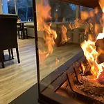 Hotel Aux Berges De L'aveyron-maison By Logis 3*