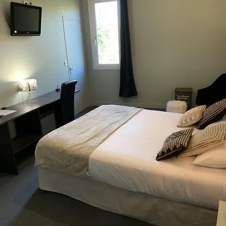 فندق Logis Aux Berges De L'aveyron 3*