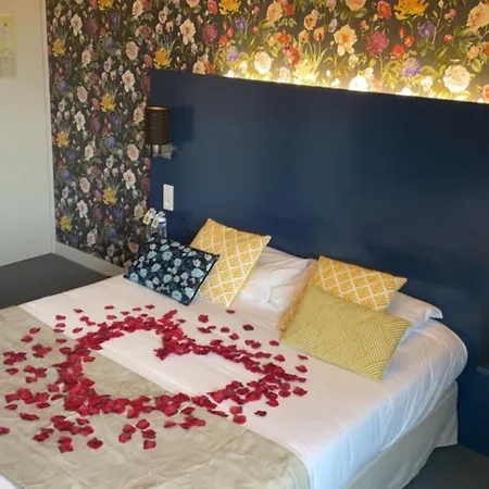 Logis Aux Berges De L'aveyron Onet-le-Château