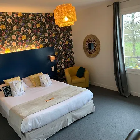 Hotel Logis Aux Berges De L'aveyron