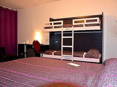 Hotel Logis Aux Berges De L'aveyron 3*