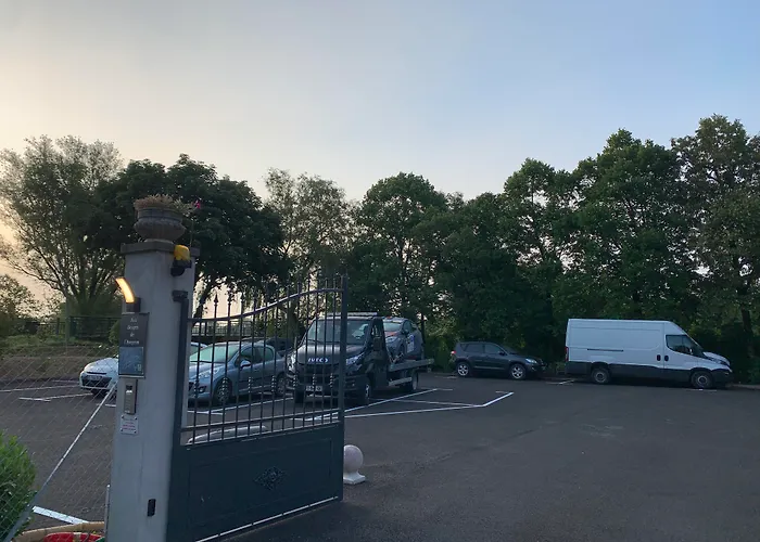 Logis Aux Berges De L'aveyron